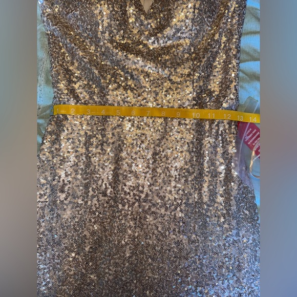NWT! B. Smart Gold Sequin long formal dress size 7/8 - Picture 6 of 10